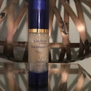 Senegence Senserum-C